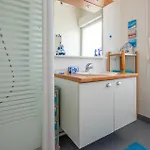 Apartment 1 Bedroom Awesome In Royan