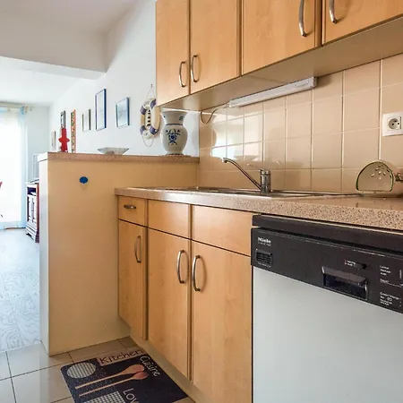 Gorgeous In With Kitchen